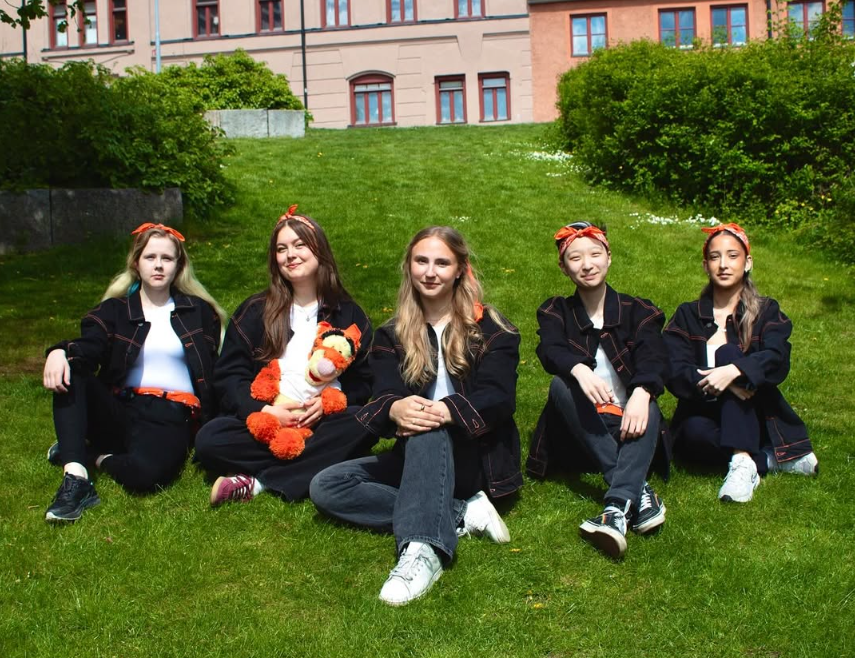 Marit 25/26 saknar bild.